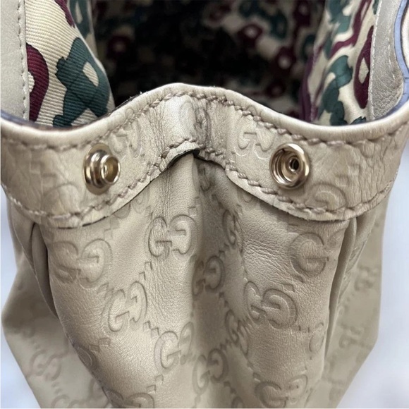 Gucci Beige Leather Tote Bag - Picture 7 of 11
